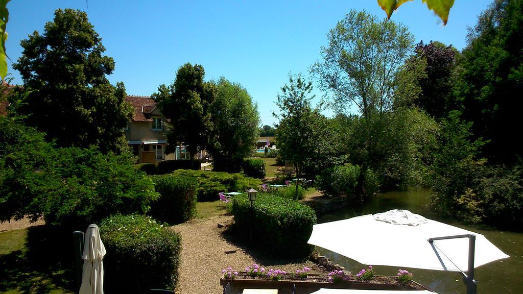 Hotel & Restaurant Le Moulin De Chameron, The Originals Relais Bannegon Buitenkant foto