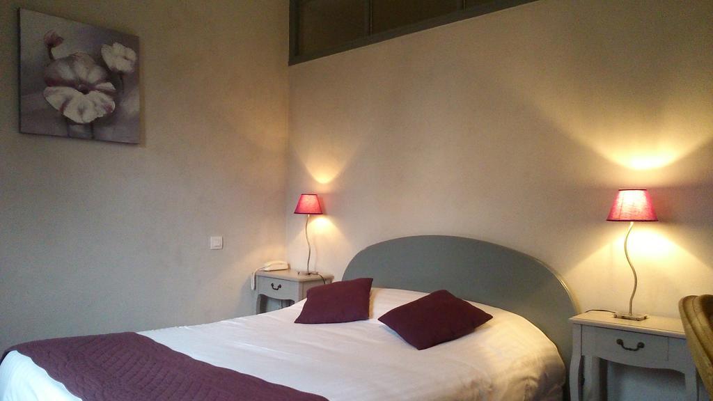 Hotel & Restaurant Le Moulin De Chameron, The Originals Relais Bannegon Buitenkant foto