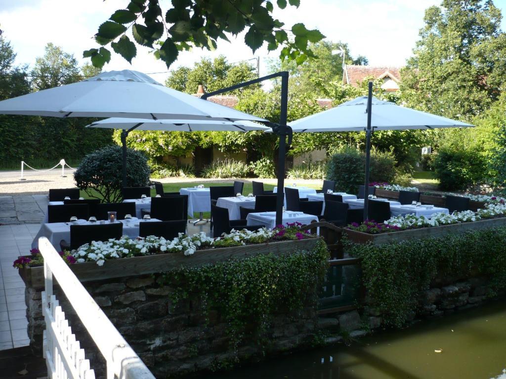 Hotel & Restaurant Le Moulin De Chameron, The Originals Relais Bannegon Buitenkant foto