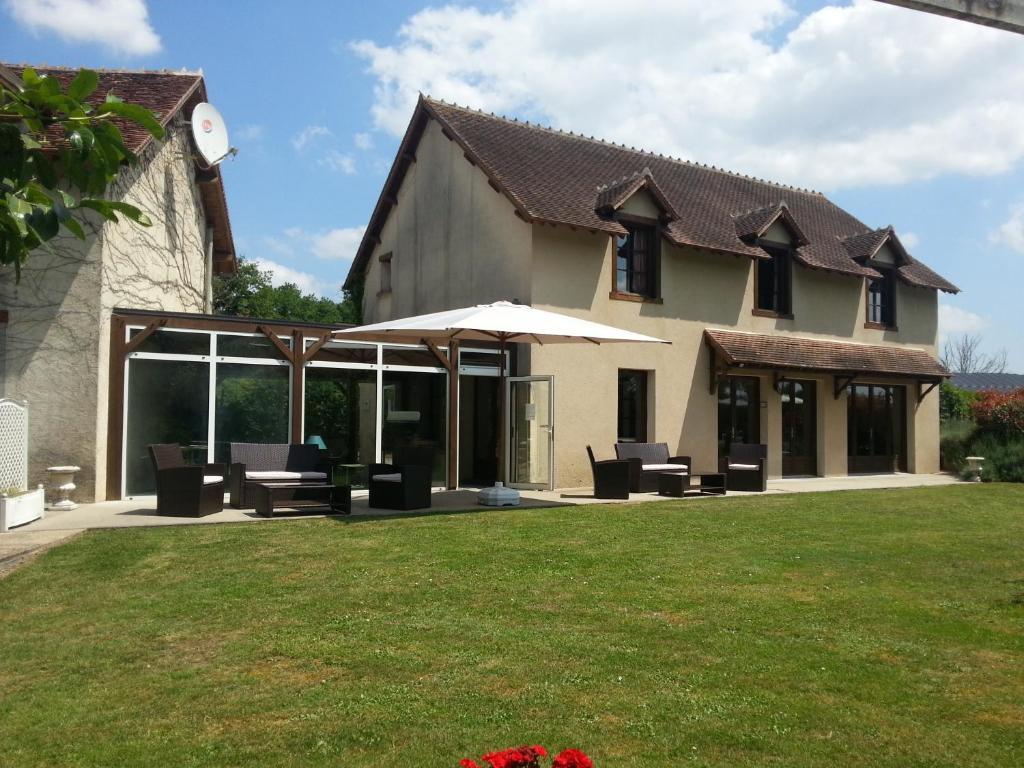 Hotel & Restaurant Le Moulin De Chameron, The Originals Relais Bannegon Buitenkant foto
