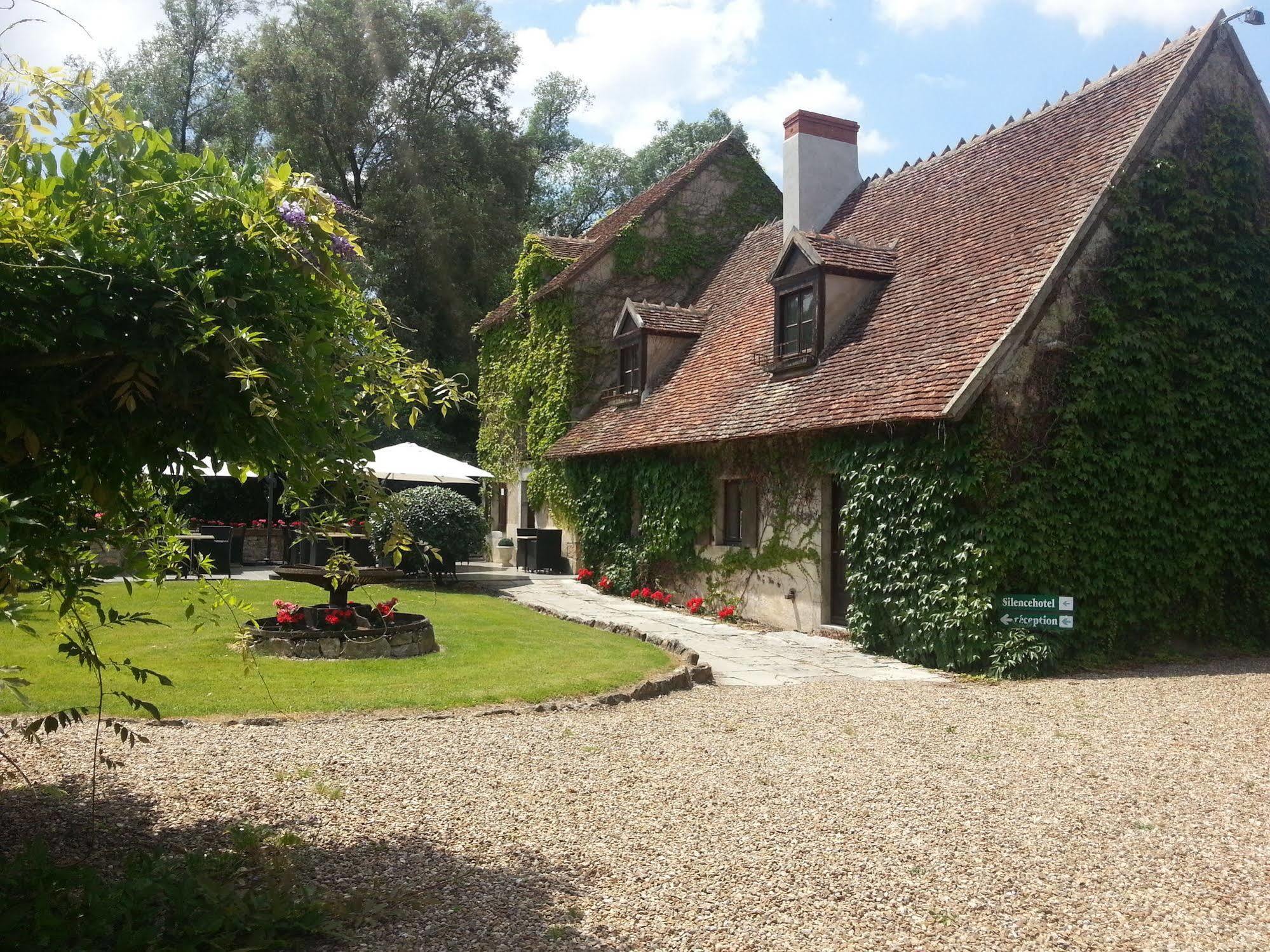 Hotel & Restaurant Le Moulin De Chameron, The Originals Relais Bannegon Buitenkant foto